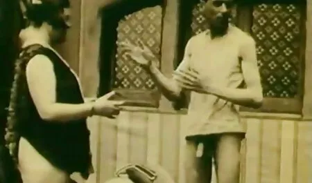 قرمز, سكسي كانال تلگرام خروس بزرگ, چوشیدن دسته جمعی